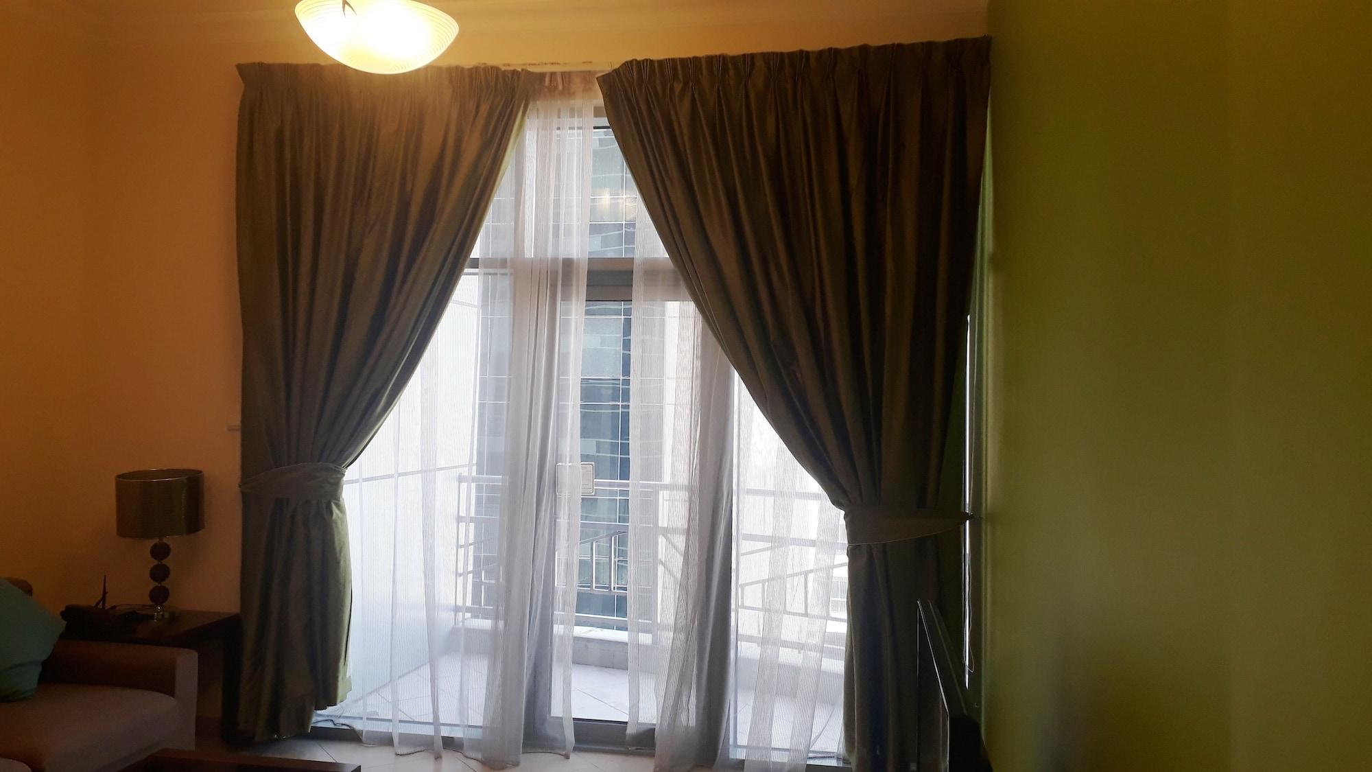 Al Waleed Palace Hotel Apartment Al Barsha Dubaj Zewnętrze zdjęcie
