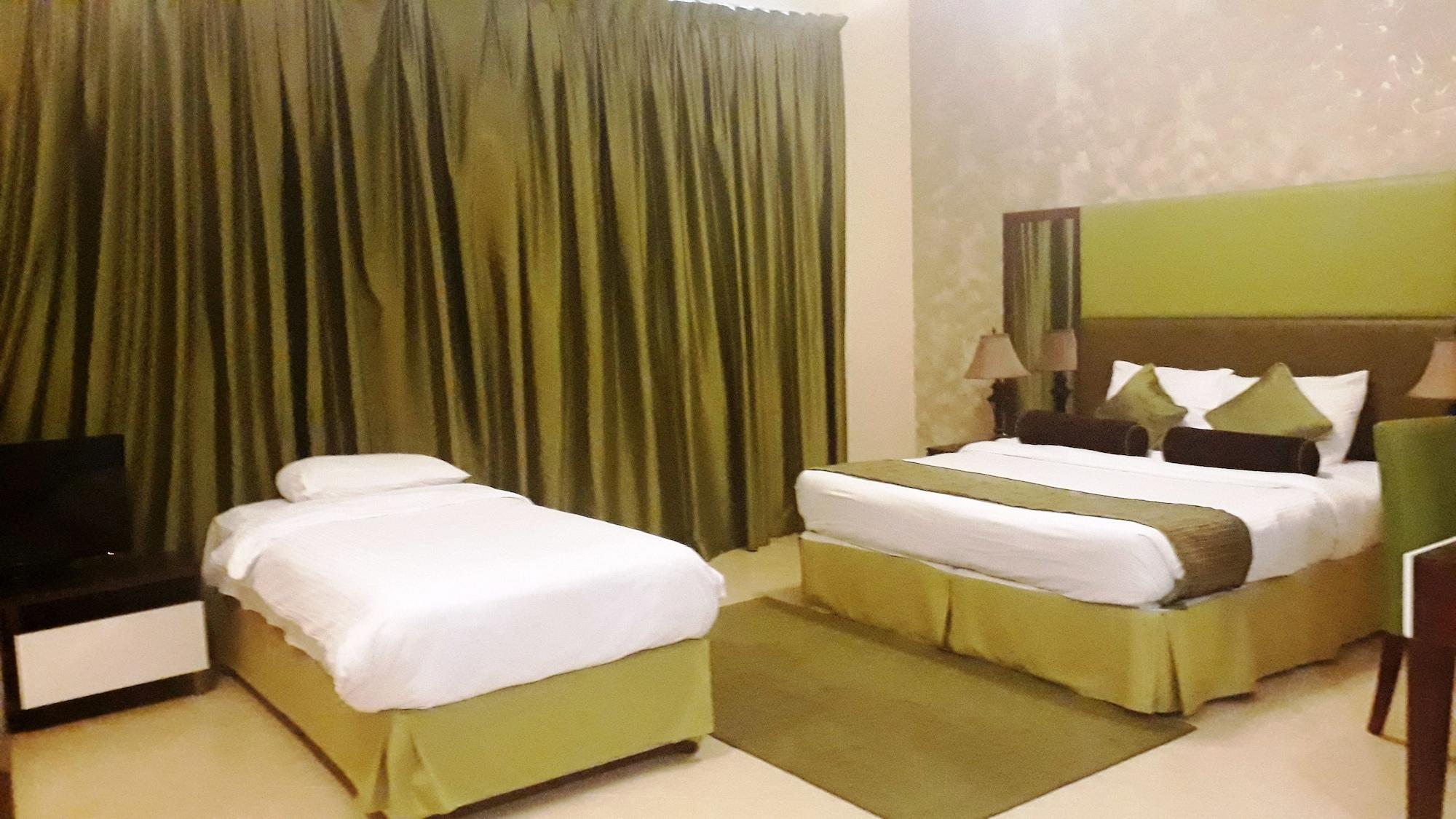 Al Waleed Palace Hotel Apartment Al Barsha Dubaj Zewnętrze zdjęcie