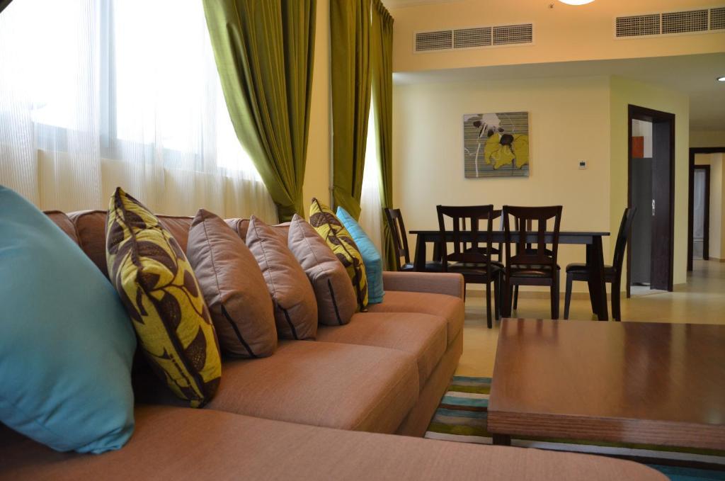 Al Waleed Palace Hotel Apartment Al Barsha Dubaj Zewnętrze zdjęcie