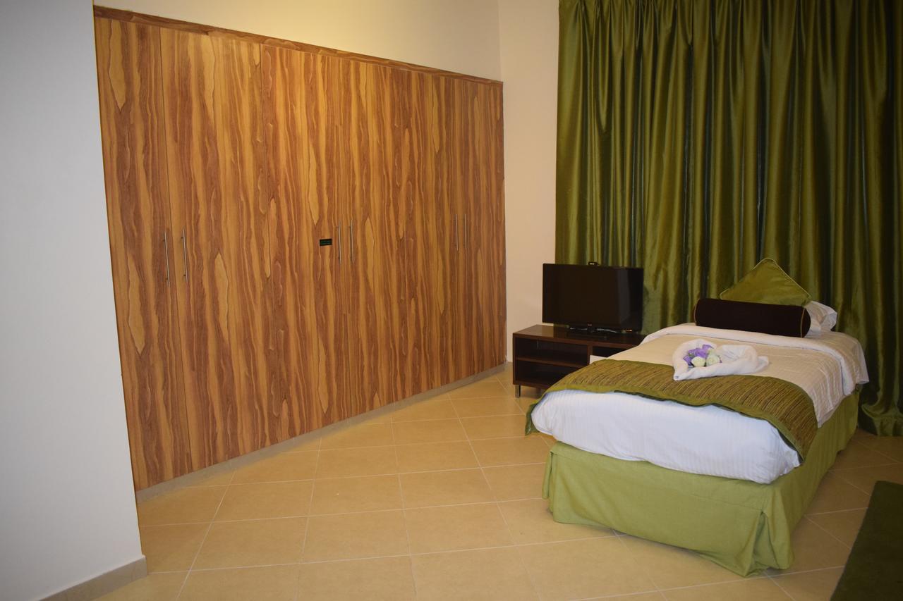 Al Waleed Palace Hotel Apartment Al Barsha Dubaj Zewnętrze zdjęcie