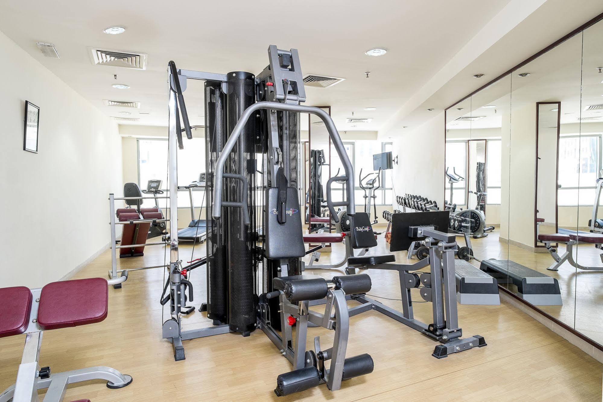 Al Waleed Palace Hotel Apartment Al Barsha Dubaj Zewnętrze zdjęcie