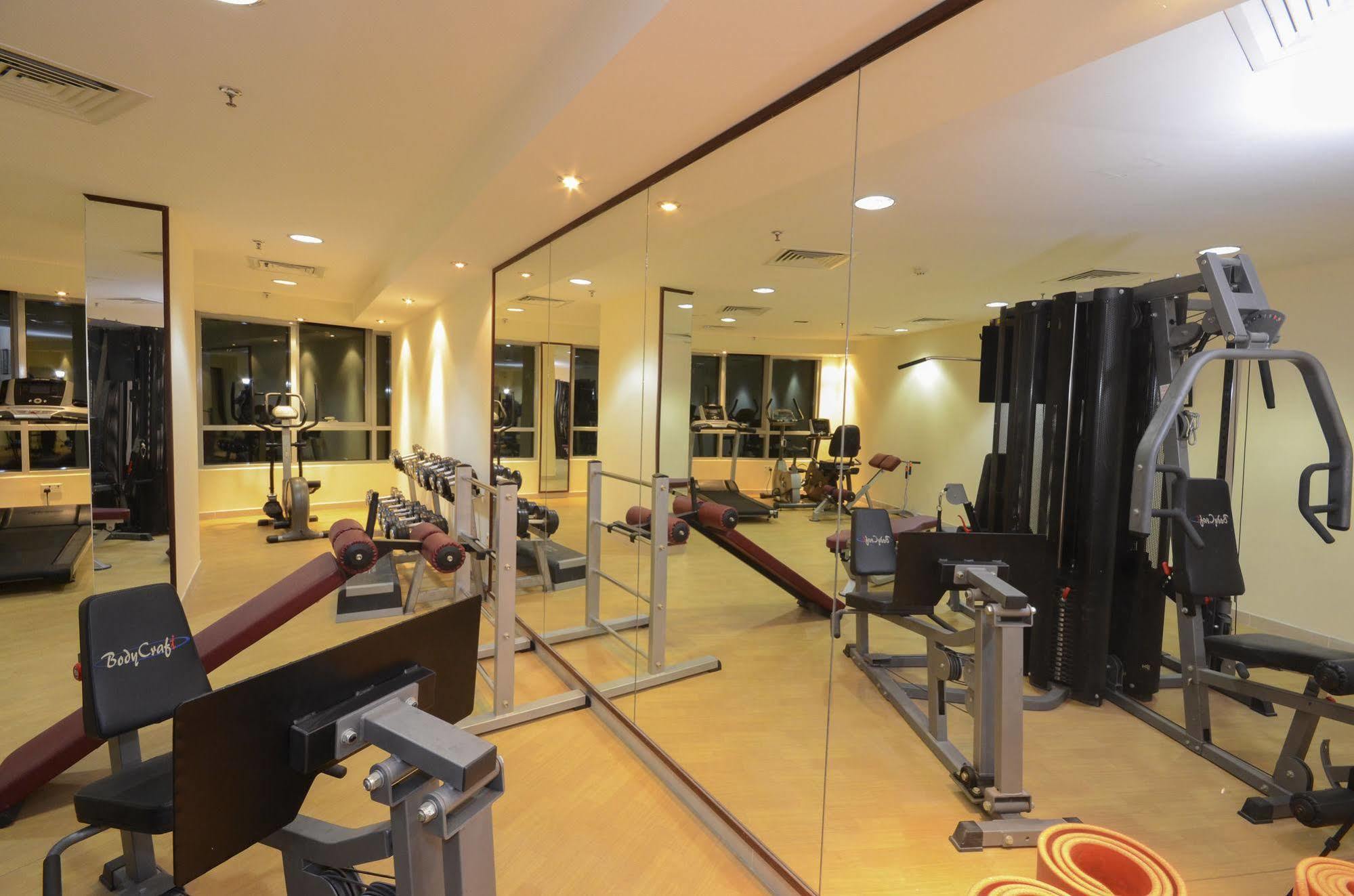Al Waleed Palace Hotel Apartment Al Barsha Dubaj Zewnętrze zdjęcie