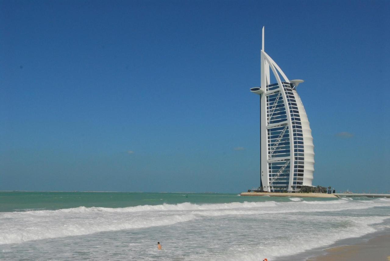 Al Waleed Palace Hotel Apartment Al Barsha Dubaj Zewnętrze zdjęcie
